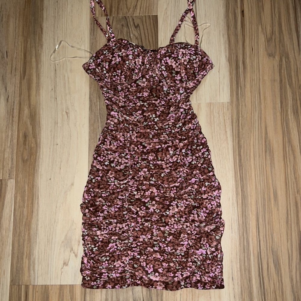 Floral Ruched Sweetheart Dress Small